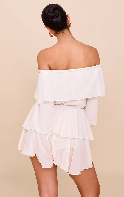 https://mediahub.prettylittlething.com/cnn0128_cream_xl_1