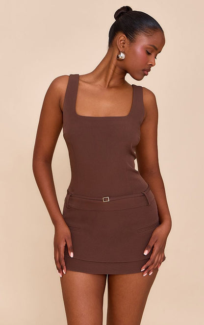 https://mediahub.prettylittlething.com/cnn0129_chocolate_xl