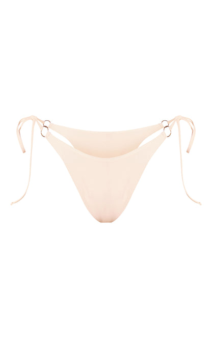 https://mediahub.prettylittlething.com/cnn0626_white_xl_4