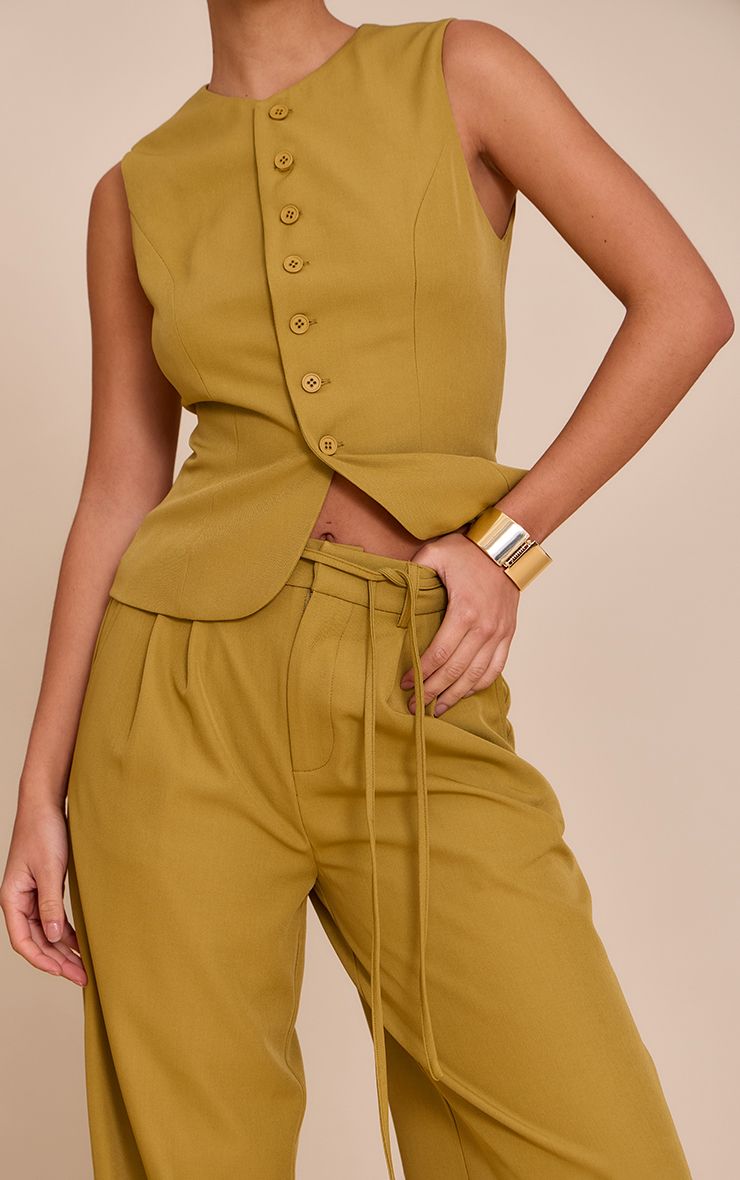 https://mediahub.prettylittlething.com/cnn0636_mustard_xl_3