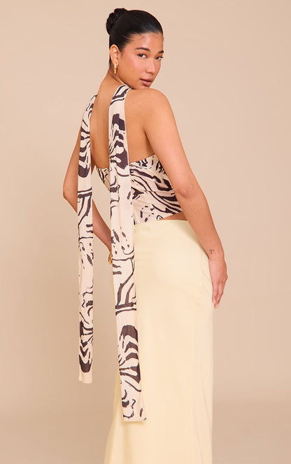 https://mediahub.prettylittlething.com/cnn0884_monochrome_xl_1