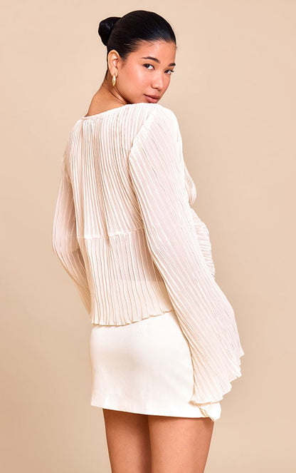 https://mediahub.prettylittlething.com/cnn0896_cream_xl_1