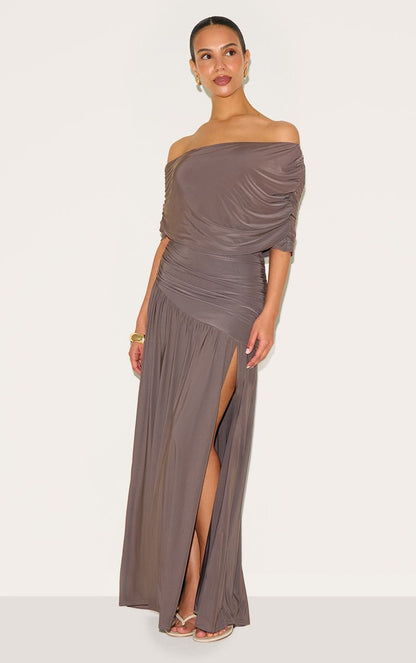 https://mediahub.prettylittlething.com/cnn1038_taupe_xl_2