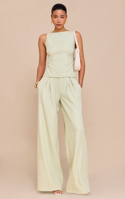 https://mediahub.prettylittlething.com/cnn1403_pale%20lime_xl_2