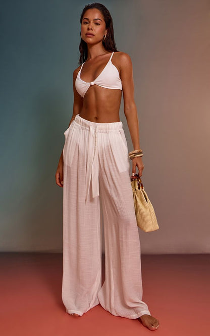 https://mediahub.prettylittlething.com/cnn1431_white_xl