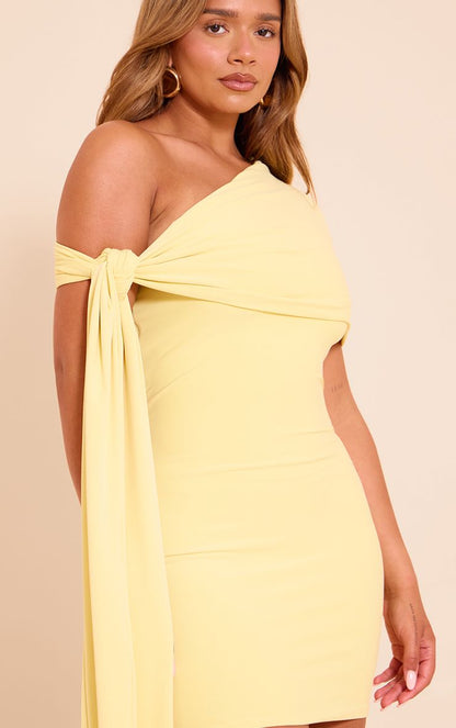 https://mediahub.prettylittlething.com/cnn1771_pale%20yellow_xl_3