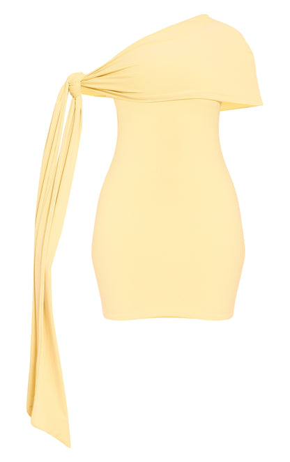 https://mediahub.prettylittlething.com/cnn1771_pale%20yellow_xl_4