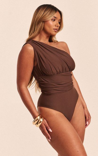 https://mediahub.prettylittlething.com/cnn1814_chocolate_xl_2