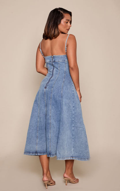 https://mediahub.prettylittlething.com/cnn2025_mid%20blue%20wash_xl_1