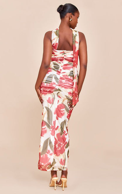 https://mediahub.prettylittlething.com/cnn2071_red_xl_1