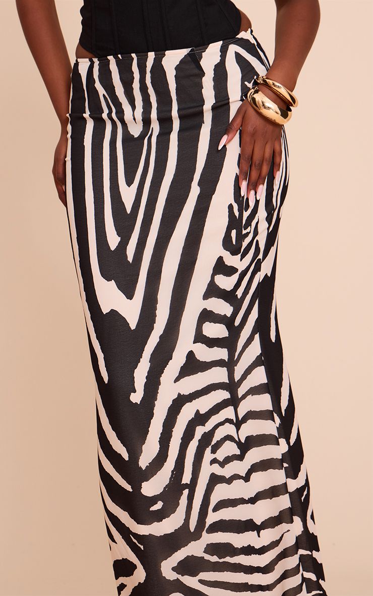 https://mediahub.prettylittlething.com/cnn2261_black_xl_3