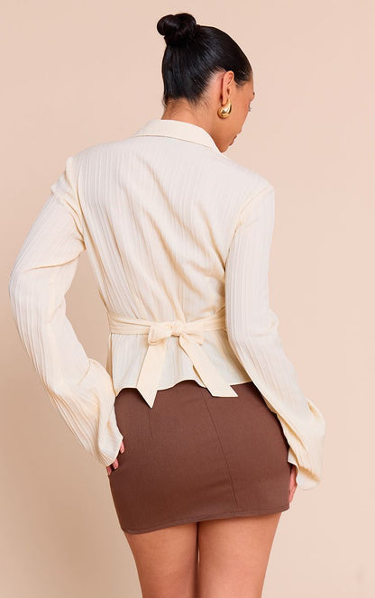 https://mediahub.prettylittlething.com/cnn2347_cream_xl_1