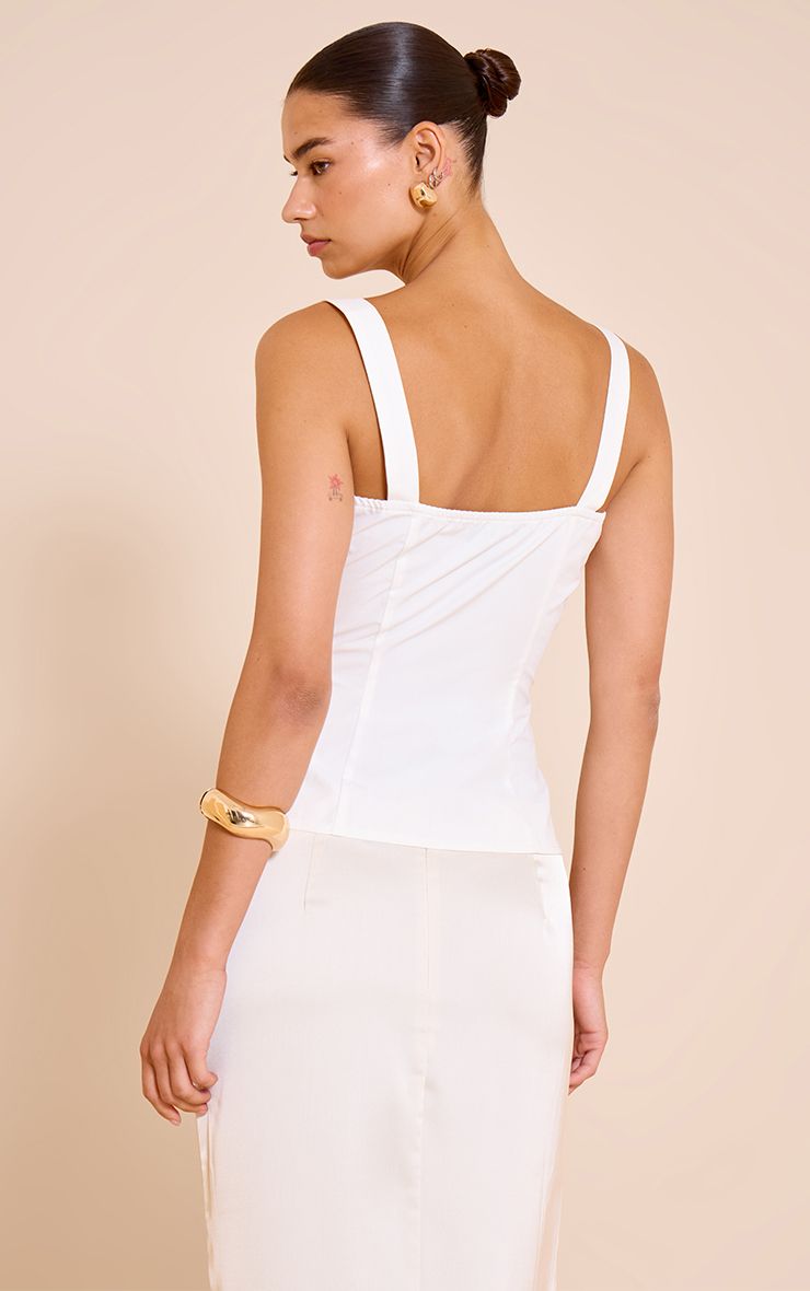 https://mediahub.prettylittlething.com/cnn2405_ecru_xl_1