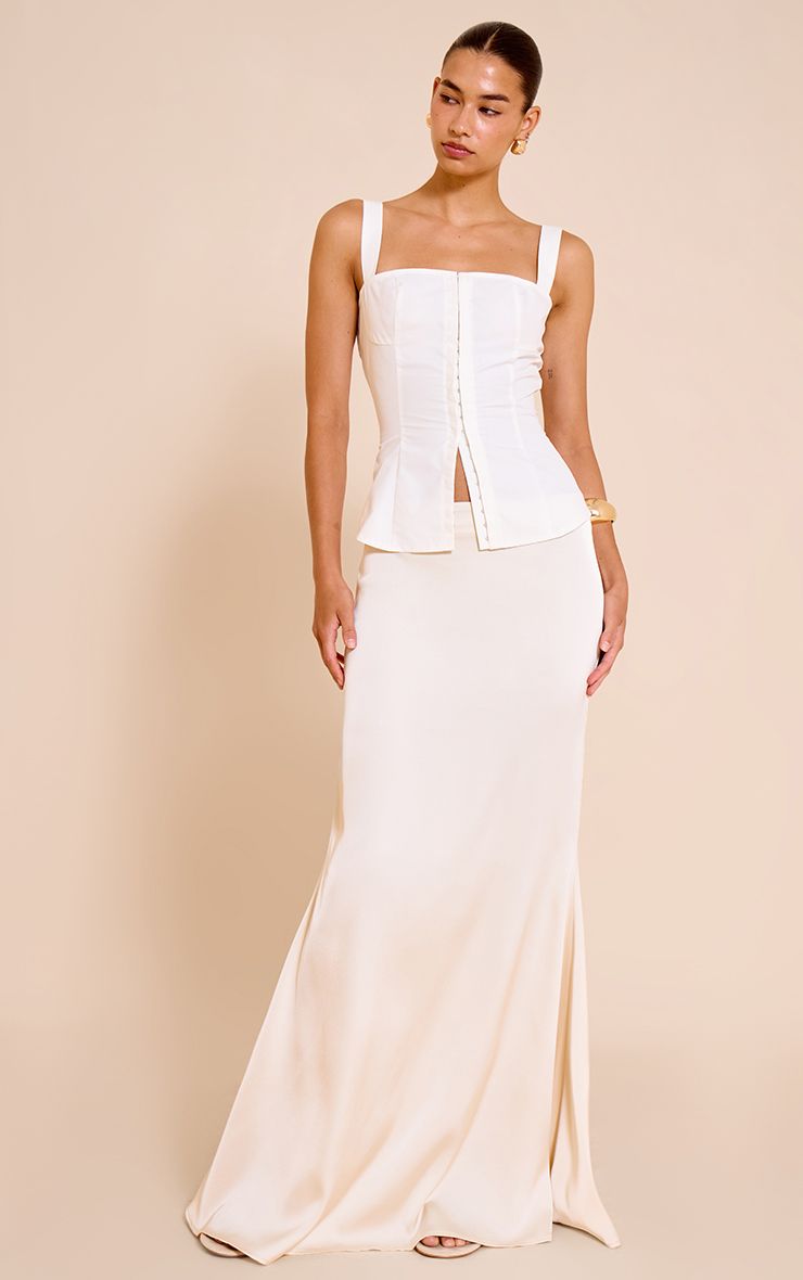 https://mediahub.prettylittlething.com/cnn2405_ecru_xl_2
