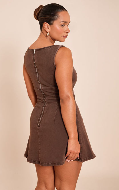 https://mediahub.prettylittlething.com/cnn2615_chocolate_xl_1