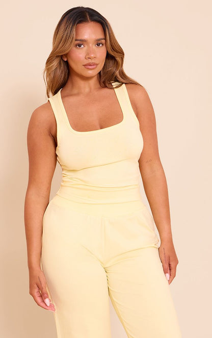 https://mediahub.prettylittlething.com/cnn2637_butter%20cream_xl