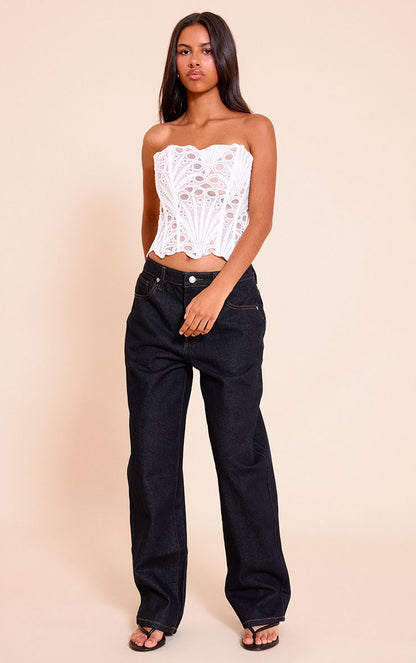 https://mediahub.prettylittlething.com/cnn2759_white_xl_2