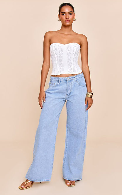https://mediahub.prettylittlething.com/cnn2862_white_xl_2