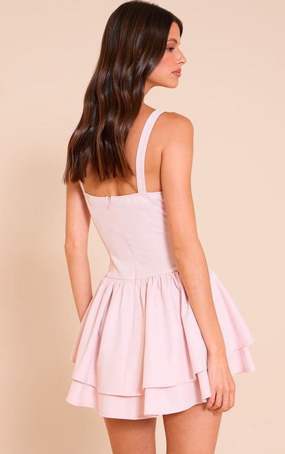https://mediahub.prettylittlething.com/cnn2962_blush_xl_1