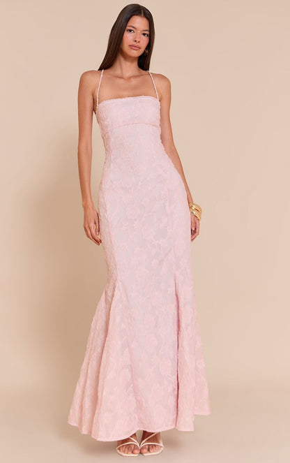 https://mediahub.prettylittlething.com/cnn3009_blush_xl