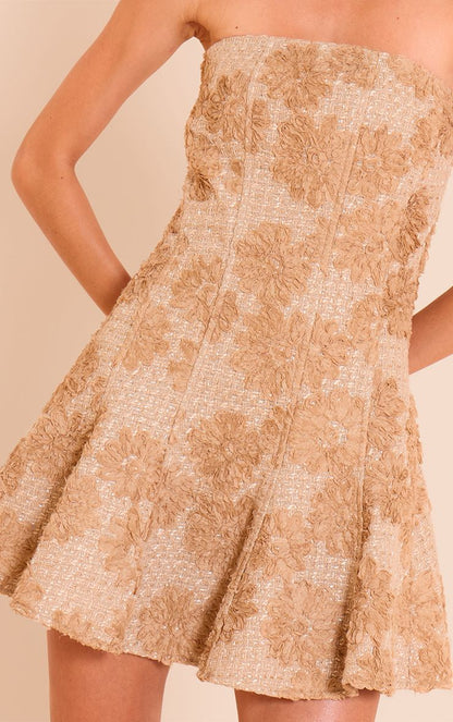 https://mediahub.prettylittlething.com/cnn3355_taupe_xl_3