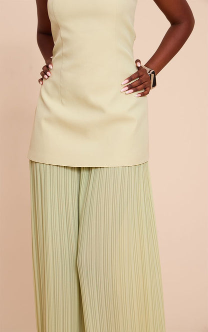 https://mediahub.prettylittlething.com/cnn3458_sage%20green_xl_3