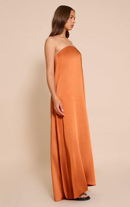 https://mediahub.prettylittlething.com/cnn3505_rust_xl_2