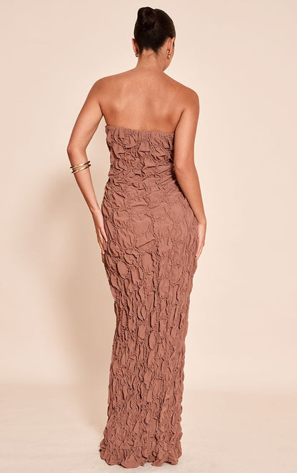 https://mediahub.prettylittlething.com/cnn3553_chocolate_xl_1