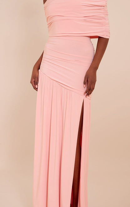 https://mediahub.prettylittlething.com/cnn3594_blush_xl_3