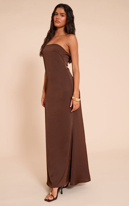 https://mediahub.prettylittlething.com/cnn3613_chocolate_xl