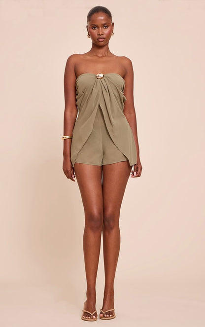 https://mediahub.prettylittlething.com/cnn3634_olive_xl_2