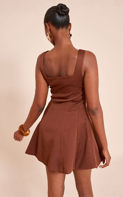 https://mediahub.prettylittlething.com/cnn3777_chocolate_xl_1