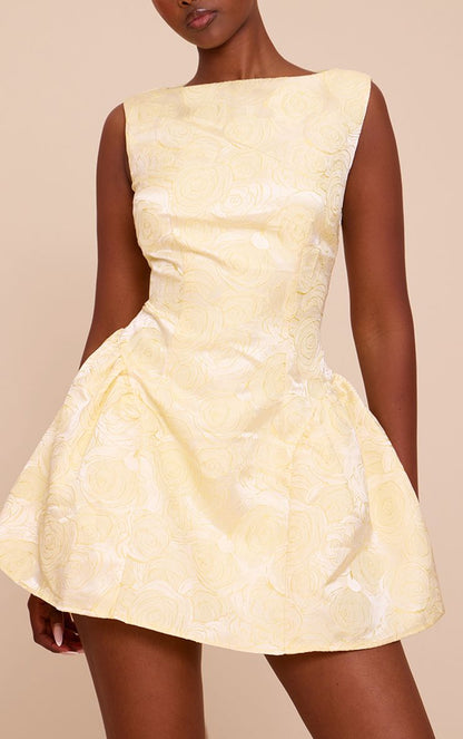 https://mediahub.prettylittlething.com/cnn3796_lemon_xl_3
