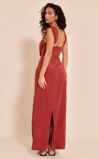 https://mediahub.prettylittlething.com/cnn3837_rust_xl_1