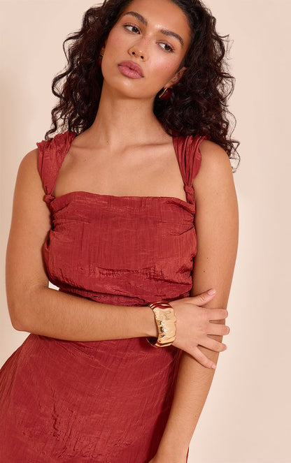 https://mediahub.prettylittlething.com/cnn3837_rust_xl_3