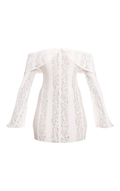 https://mediahub.prettylittlething.com/cnn3980_cream_xl_4