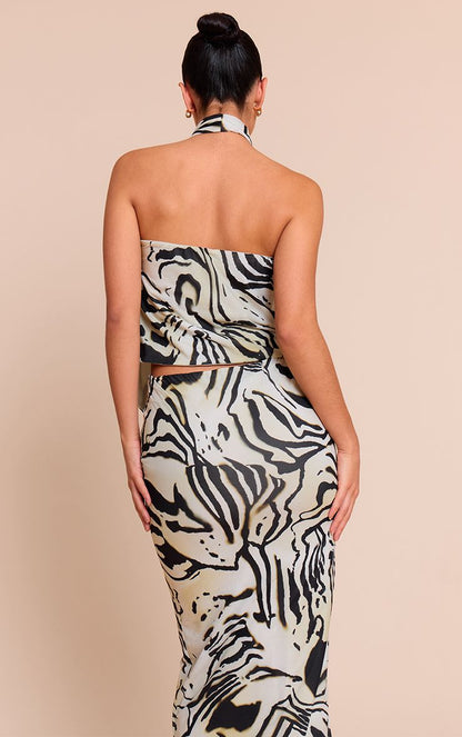 https://mediahub.prettylittlething.com/cnn4185_cream_xl_1