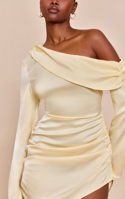 https://mediahub.prettylittlething.com/cnn4472_pale%20yellow_xl_3