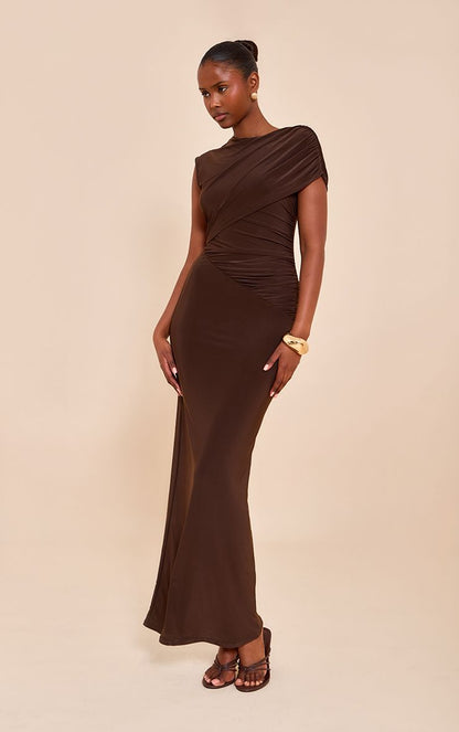 https://mediahub.prettylittlething.com/cnn4474_chocolate_xl_2