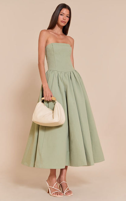 https://mediahub.prettylittlething.com/cnn4900_sage_xl_2