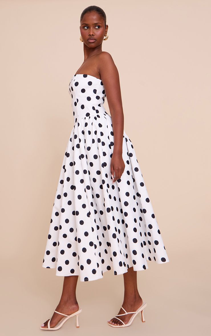 https://mediahub.prettylittlething.com/cnn4901_monochrome_xl_2