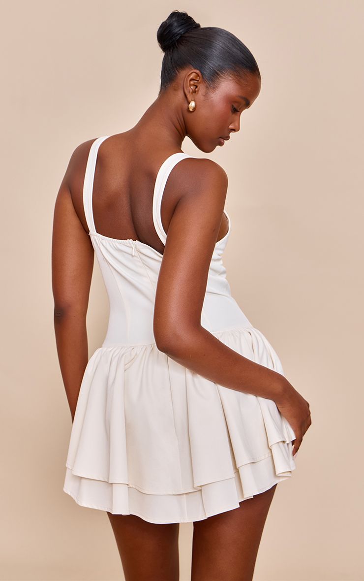 https://mediahub.prettylittlething.com/cnn4932_cream_xl_1