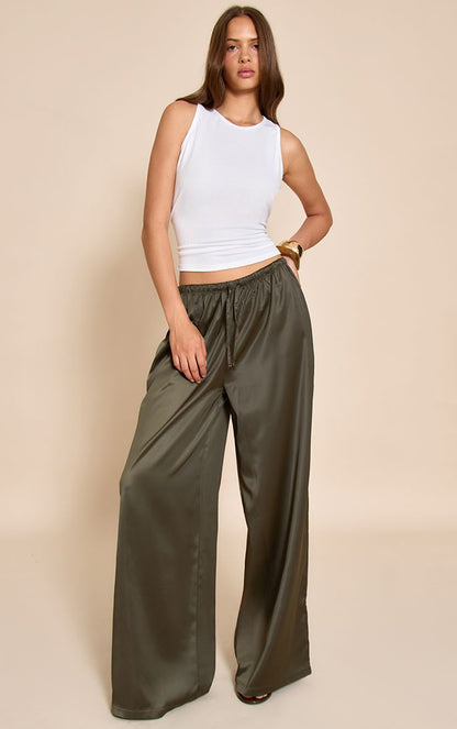 https://mediahub.prettylittlething.com/cnn5337_olive%20khaki_xl