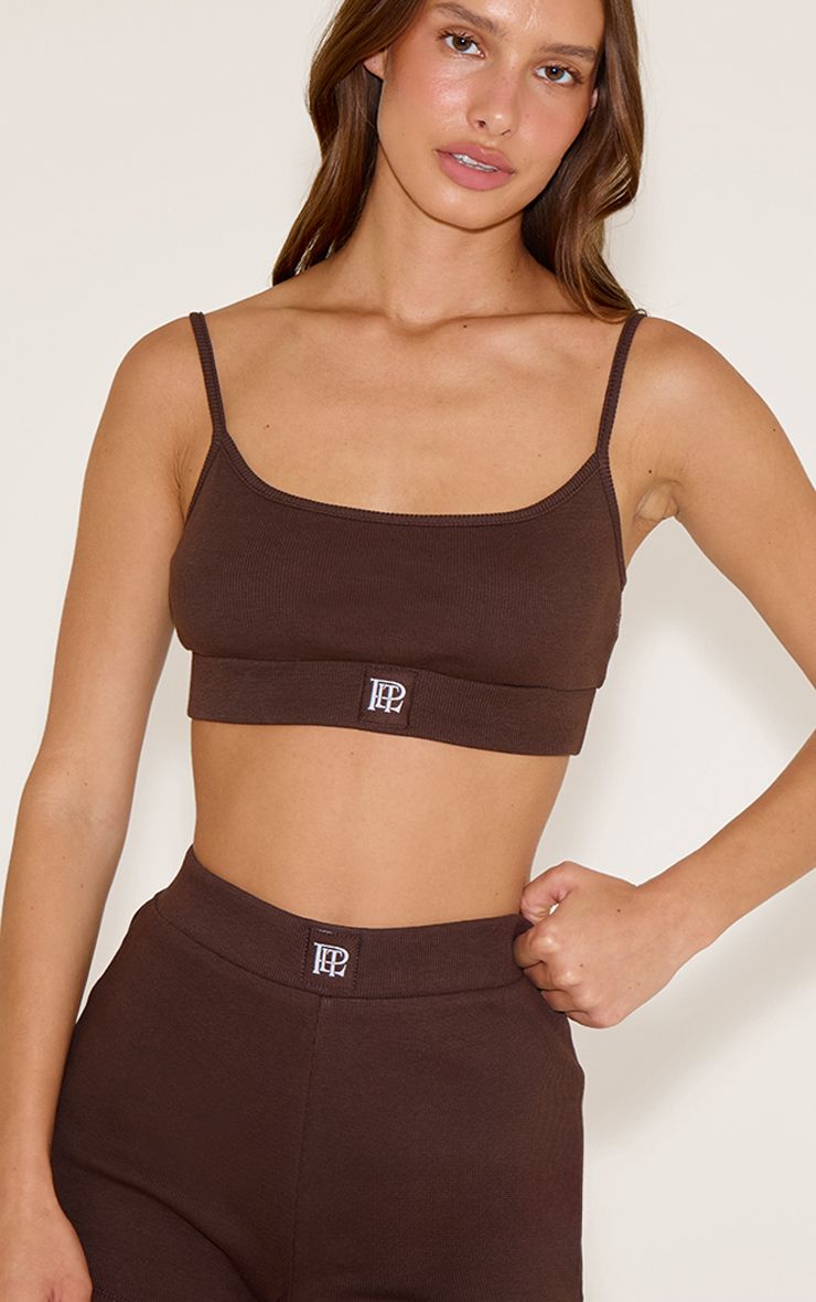 https://mediahub.prettylittlething.com/cnn5381_chocolate_xl