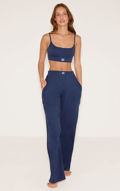 https://mediahub.prettylittlething.com/cnn5383_navy_xl_2