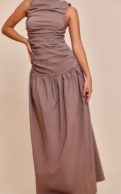 https://mediahub.prettylittlething.com/cnn5433_taupe_xl_3
