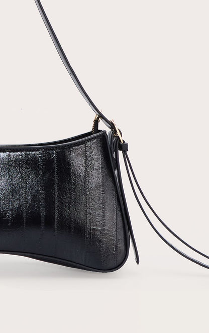 https://mediahub.prettylittlething.com/cnn6139_black_xl_3