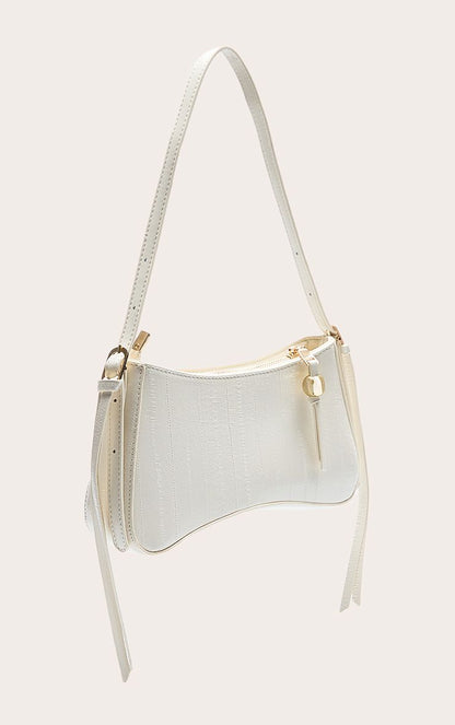 https://mediahub.prettylittlething.com/cnn6146_cream_xl_4