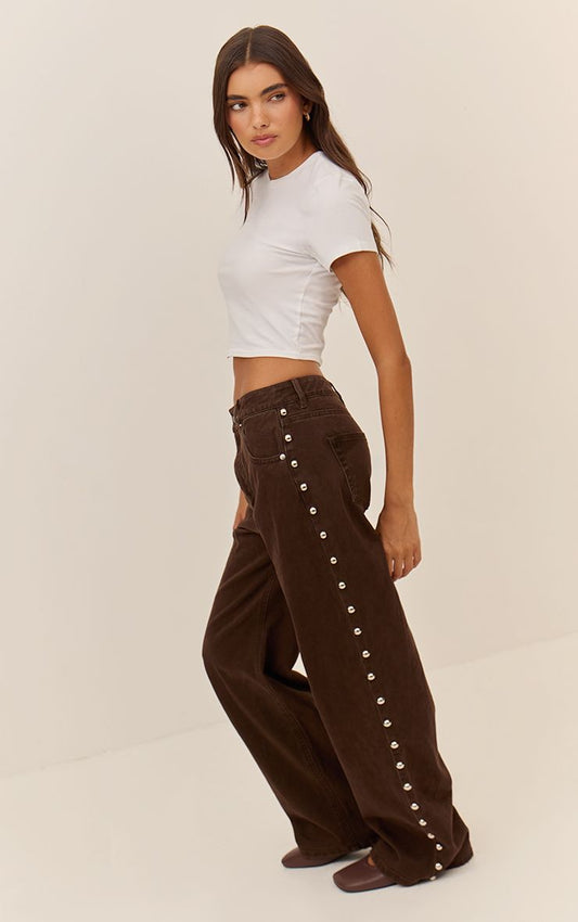 https://mediahub.prettylittlething.com/cnn6727_chocolate_xl