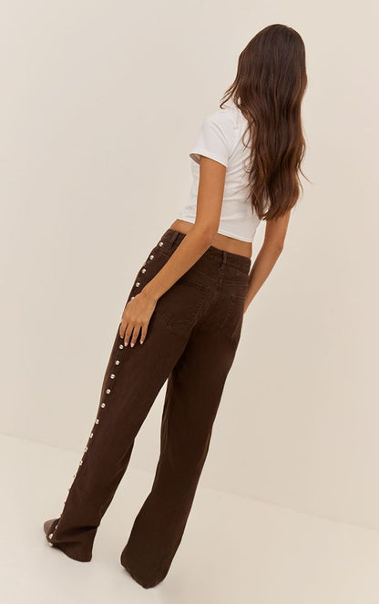 https://mediahub.prettylittlething.com/cnn6727_chocolate_xl_2